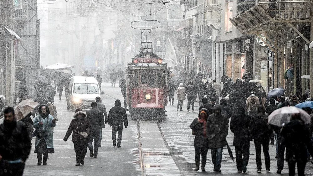 İstanbul'a kar geliyor!